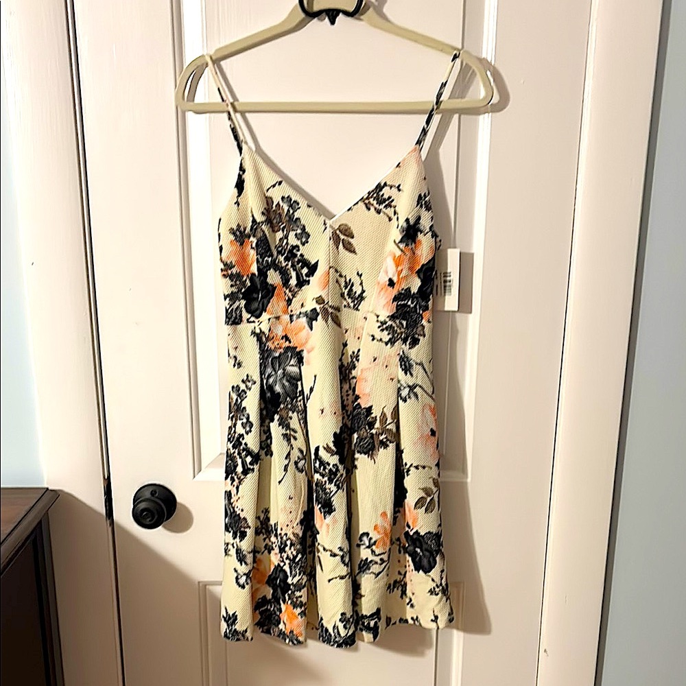 NWT Pink Lily Boutique Floral Dress